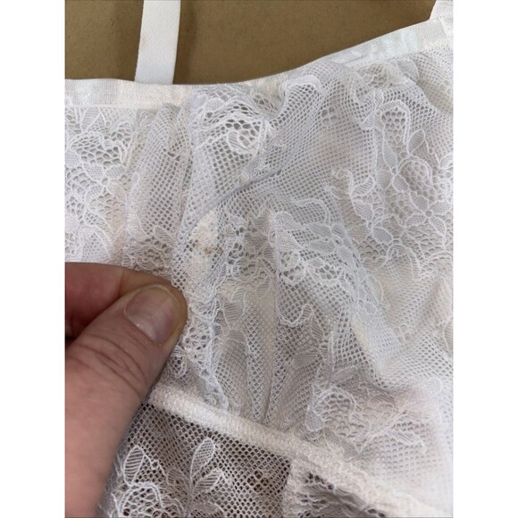 No Boundaries White Lace Bralette Top Size Large - Picture 3 of 7